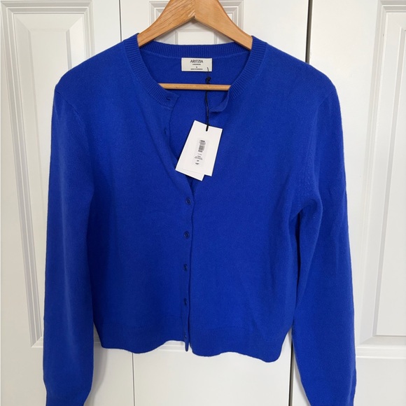 Aritzia Sweaters - Aritzia Bare Cashmere Cardigan NWT Sz S